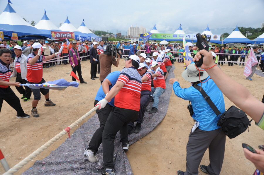 2013줄다리기대회017.JPG